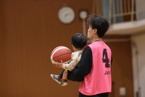 後ろ姿でも分かる可愛さの破壊力